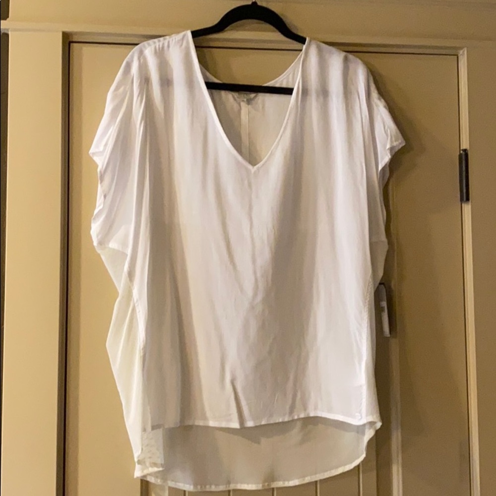 NWT, Guess Top